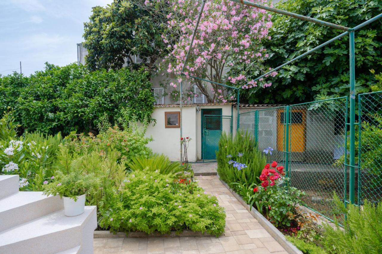 Garden apartment Vela Luka Exterior foto